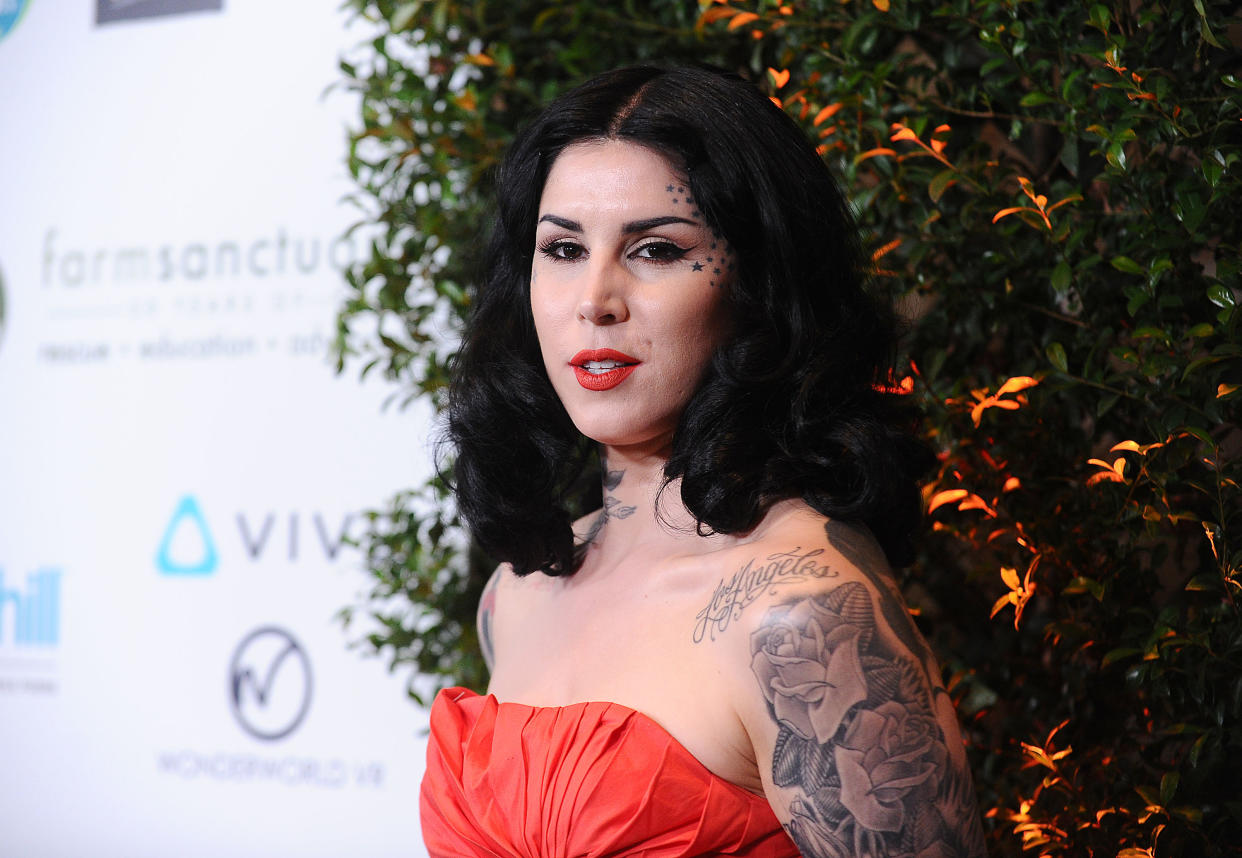 Kat Von D defends her leg tattoo. (Photo: Jason LaVeris/FilmMagic)