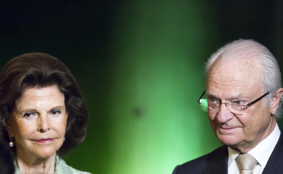 <p>Si le roi Carl XVI Gustaf et la reine Silvia de Suède ne devraient pas déroger à la règle, à savoir qu’aucun souverain ne devrait se rendre au mariage, il se murmure qu’aucun membre de cette famille royale n’a été invité. Crédit photo : Getty Images </p>