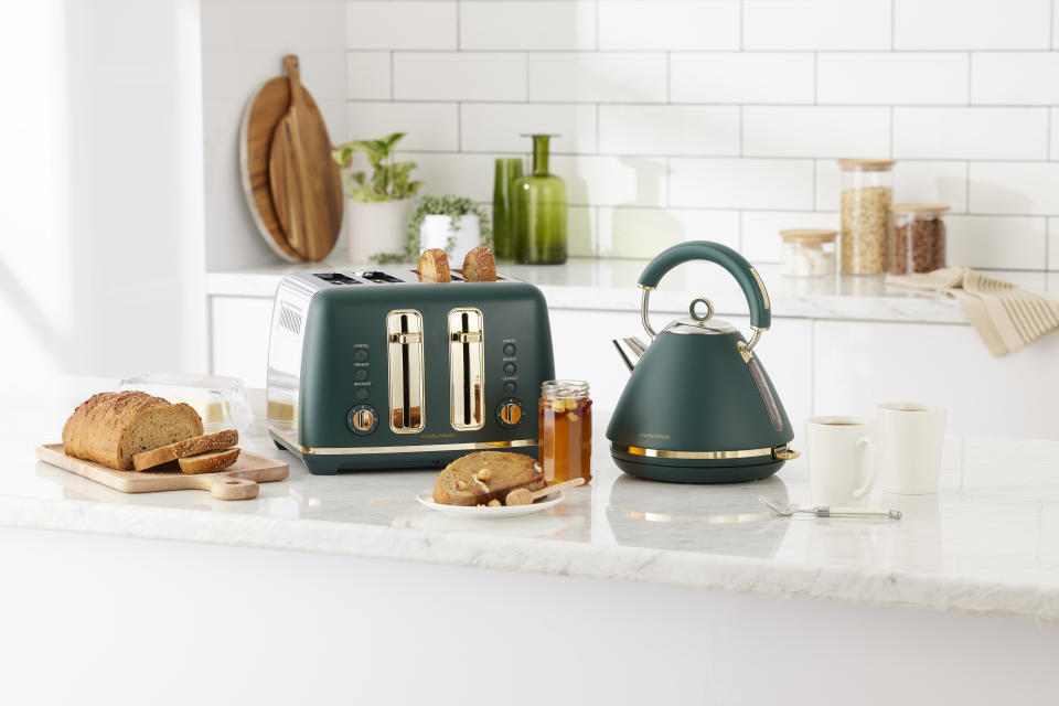 The four-slice toaster in bistro green is the perfect gift for anybody who loves a touch of elegance. Source: Supplied