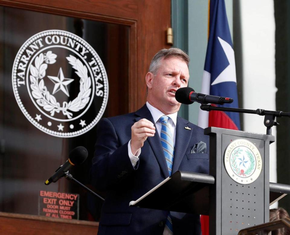 Tim O’Hare addresses the crowd after being sworn in as the Tarrant County judge on the steps of the Courthouse in Fort Worth, Texas, Sunday, Jan. 1, 2023.