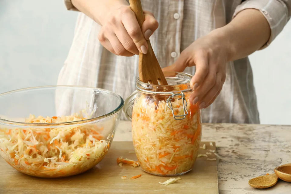 Hacer chucrut en casa es sumamente sencillo