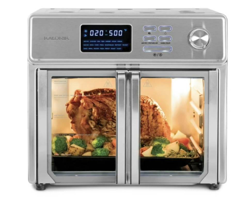 Kalorik MAXX 26 Quart Digital Air Fryer Oven. Image via Walmart.