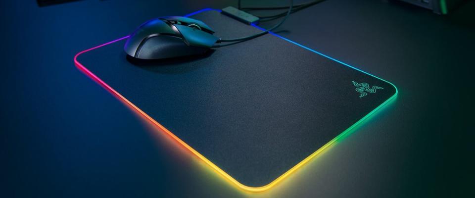 razer firefly v2 mousepad