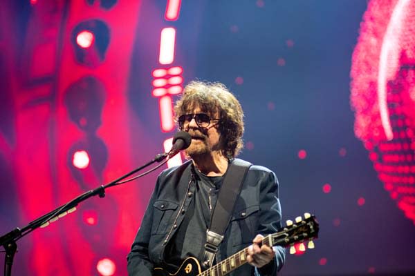 Jeff Lynne's ELO on stage