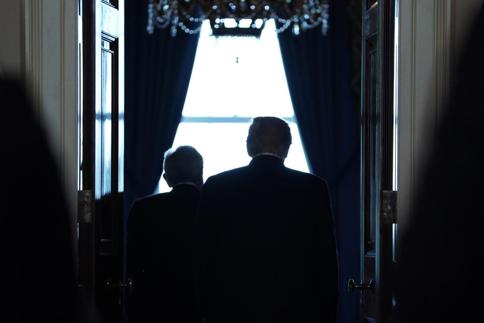 Donald Trump y López Obrador poco antes de la cena que cerró su encuentro en la Casa Blanca. (AP Photo/Evan Vucci)