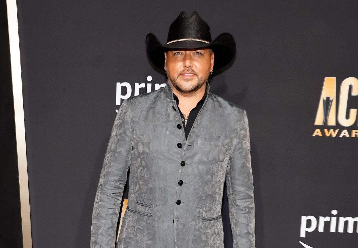 Jason Aldean Returns to 2024 CMT Music Awards