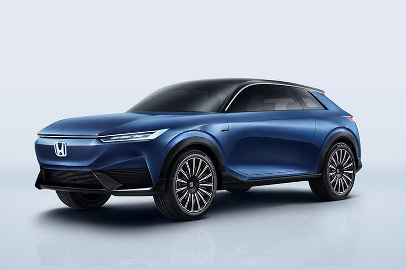 SUV e:concept配置新一代Honda Sensing與更聰明AI、線上更新與互聯功能的Honda Connect系統。