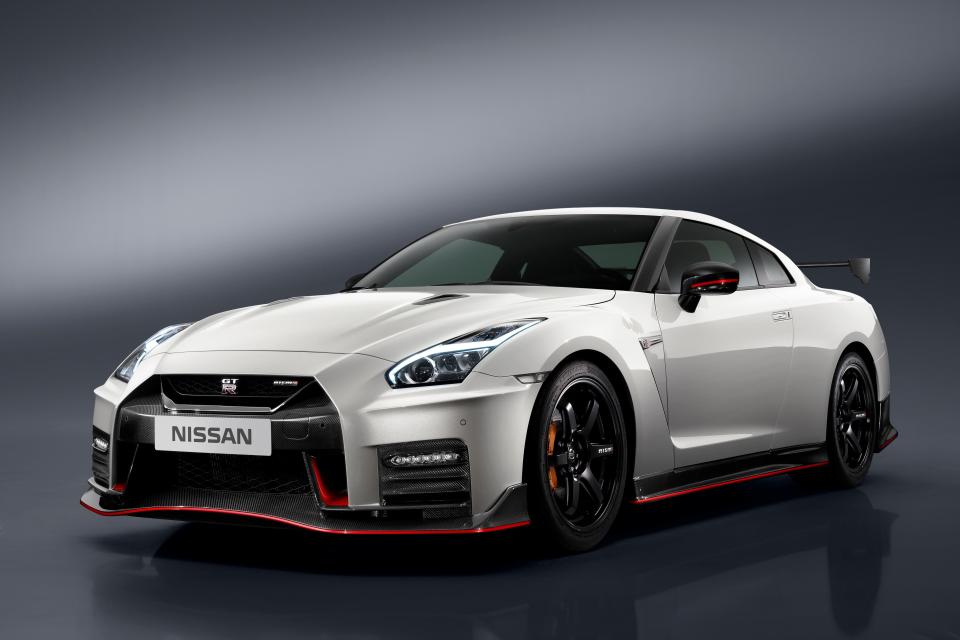 2017 Nissan GTR NISMO Pricing Announced at U.S. Debut