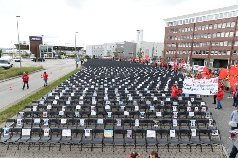 Airbus employees protest against the planned reduction of jobs in Hamburg