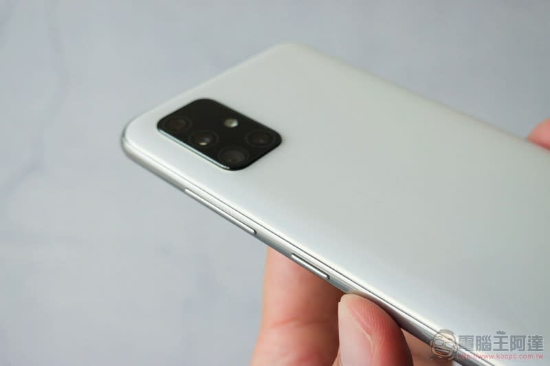Samsung Galaxy A51 開箱實測