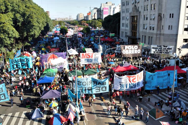 Un acampe frente al ministerio de Desarrollo Social de la Nación