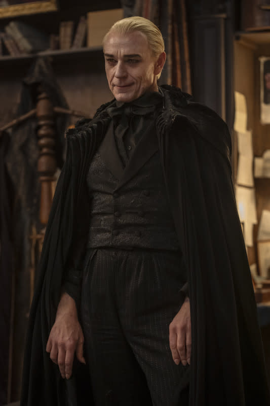 Ben Daniels as Santiago, leader of the Théâtre des Vampires, in Anne Rice's "Interview With the Vampire" Season 2<p>Larry Horricks/AMC</p>