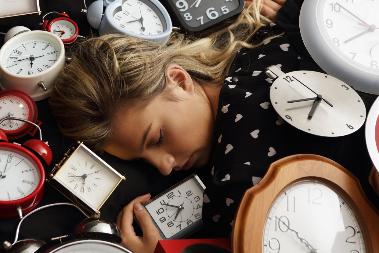 <strong>El sueño bifásico consiste en separar tus horas de sueño en dos o más partes</strong> (en ese último caso, sería polifásico) durante el día y la noche. (Foto: Getty)