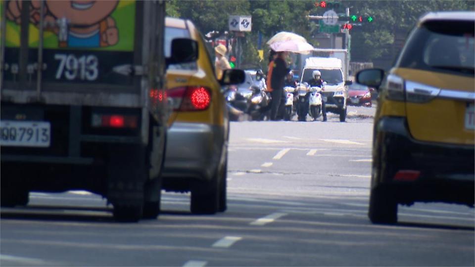 好熱！台南高溫亮黃燈　中南部午後易有雷陣雨