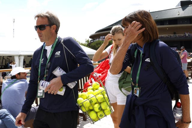 Jeremy Bates (left) oversees the development of Katie Boulter and other British players