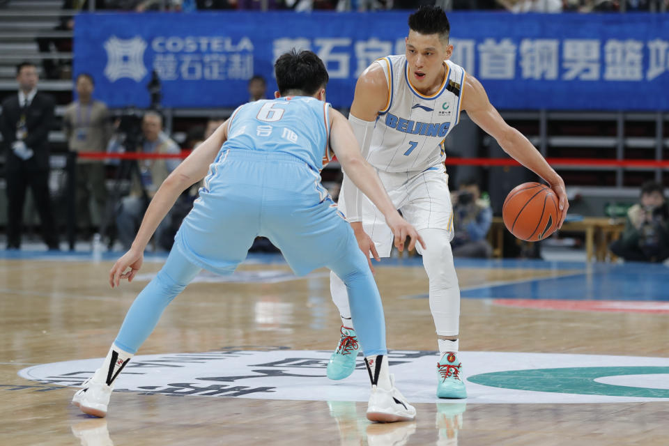 林書豪（持球者）。(Photo by Fred Lee/Getty Images)