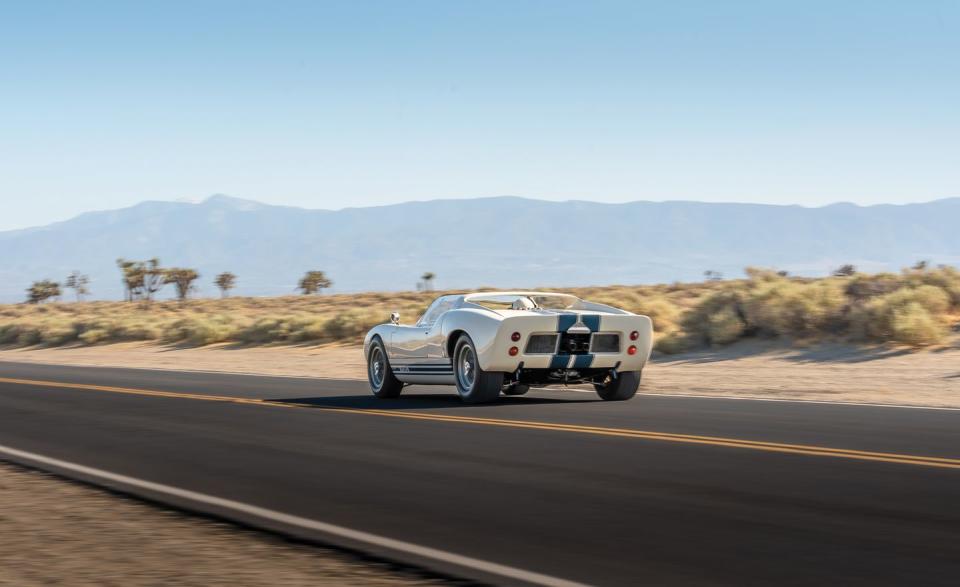 View Photos of the 1965 Ford GT40 Roadster