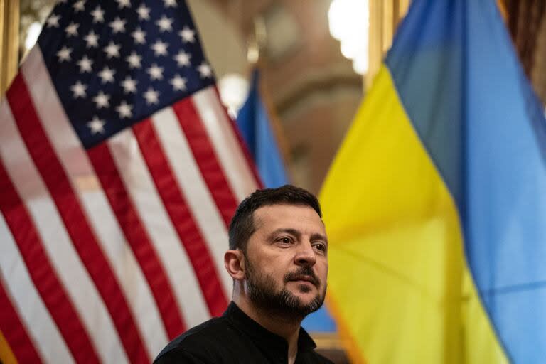 El presidente ucraniano, Volodimir Zelensky, recibió un amplio apoyo de los líderes de la OTAN reunidos en Washington. (Anna Rose Layden/Getty Images/AFP)