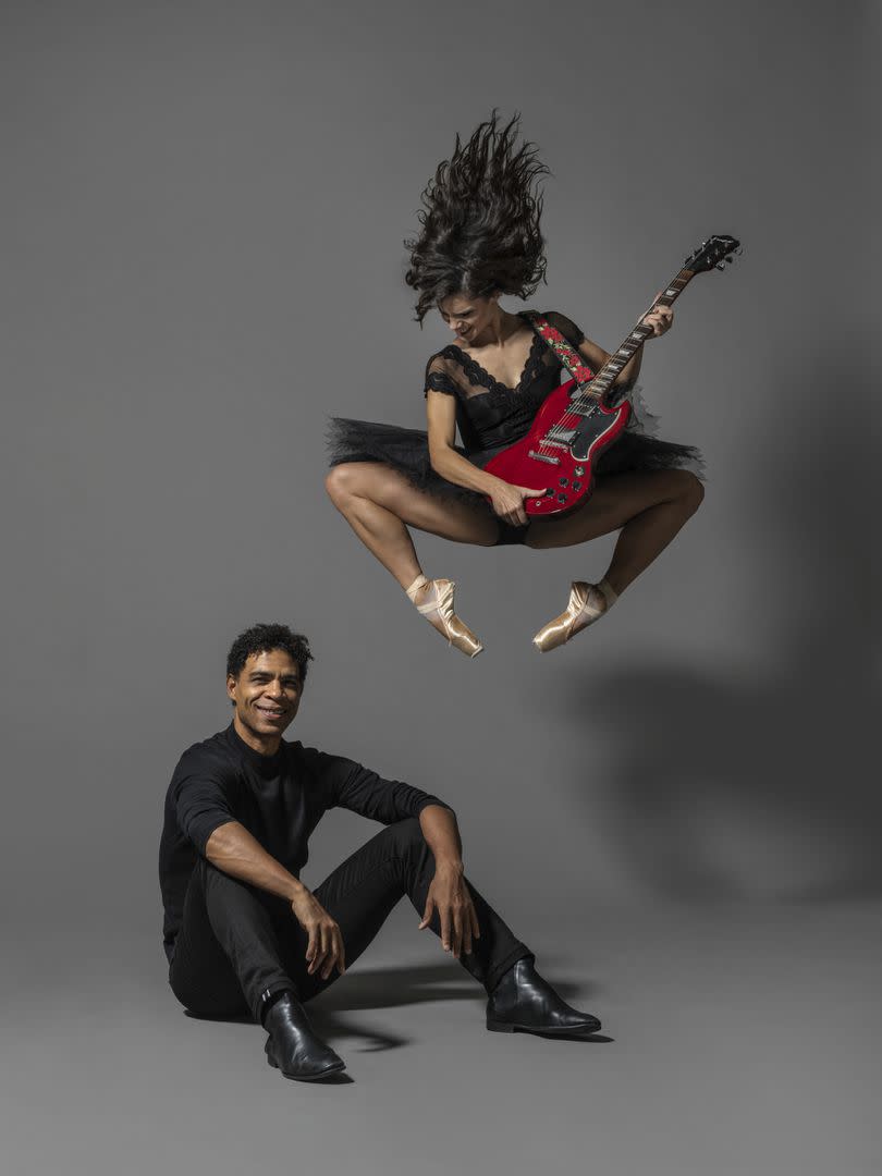 Black Sabbath -The Ballet y su responsable, Carlos Acosta, junto con la bailarina Sofía Liñares