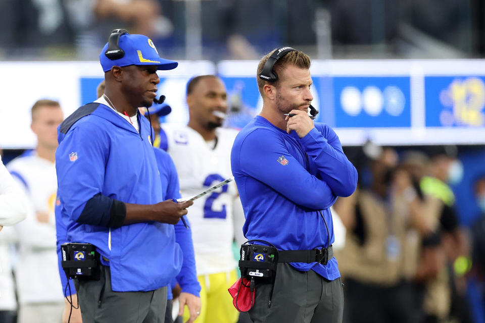 INGLEWOOD, CALIFORNIA - SEPTEMBER 12: Defensive coordinator Raheem Morris (L) and head coach Sean McVay (R) of the Los Angeles Rams watch action during a game against the Chicago Bears at SoFi Stadium on September 12, 2021 in Inglewood, California. (Photo by Harry How/Getty Images)