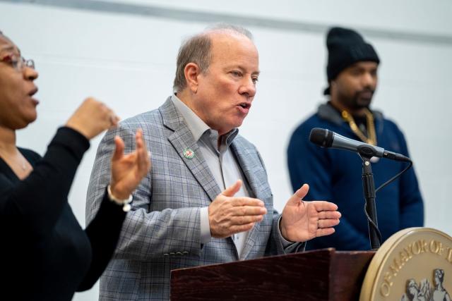 Detroit Mayor Mike Duggan urges taxpayers to take advantage and claim the Michigan Earned Income Tax Credits. 