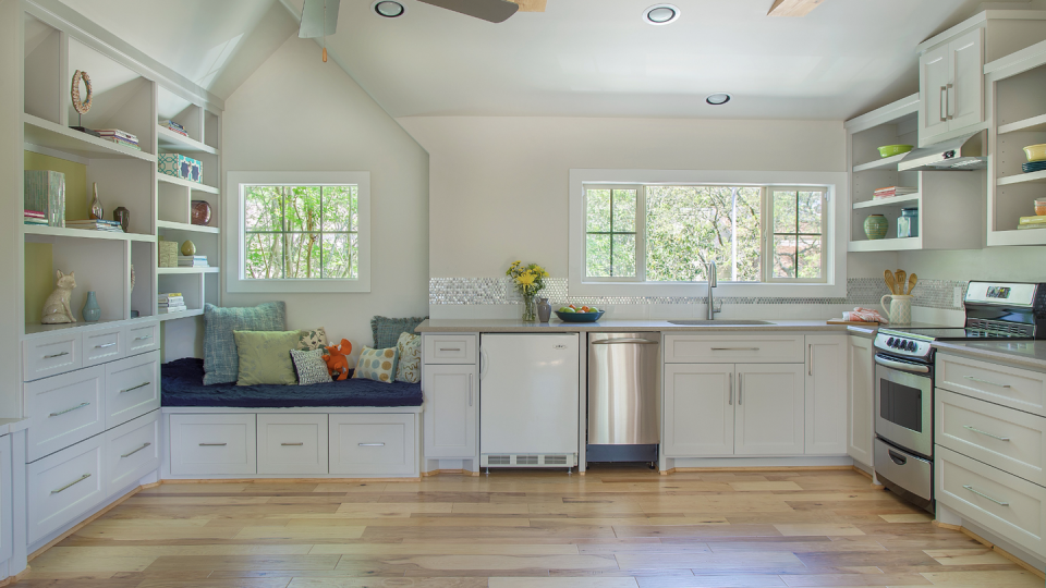 studio apartment ideas, reading nook beside the kitchen