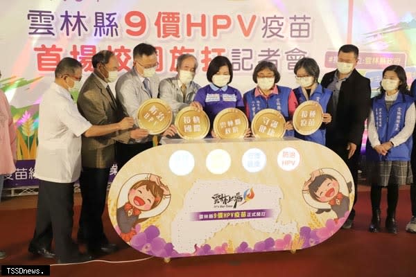 雲林縣獨步全台針對縣內國一女生免費施打9價HPV疫苗。（記者劉春生攝）