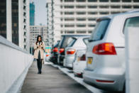 <p>Rifletti su come usi l’auto: se accendi la macchina per percorrere un chilometro di strada, operazione che potresti fare a piedi o in bicicletta, stai decisamente sbagliando strategia ecologica. (foto: archivio Getty Images) </p>