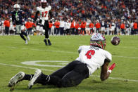 Western Kentucky tight end Joshua Simon (6) catches a pass for a touchdown against Auburn during the first half of an NCAA college football game, Saturday, Nov. 19, 2022, in Auburn, Ala. (AP Photo/Butch Dill)