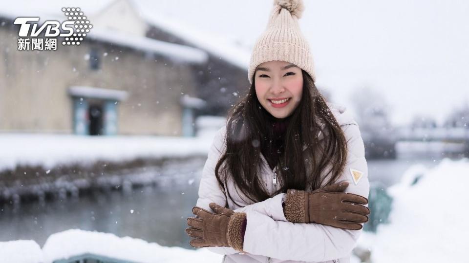 洋蔥式穿法可依據身體狀況及天氣變化做調整。（示意圖／shutterstock達志影像）