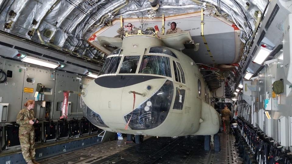 Army soldiers CH-47 Chinook helicopter