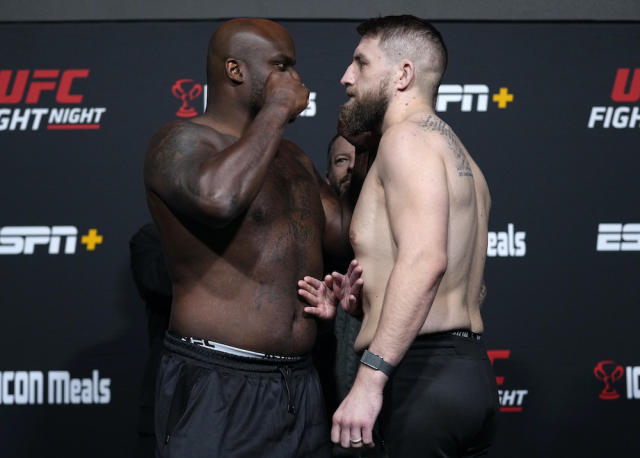 Derrick Lewis holds UFC knockout record with first round finish of Chris  Daukaus