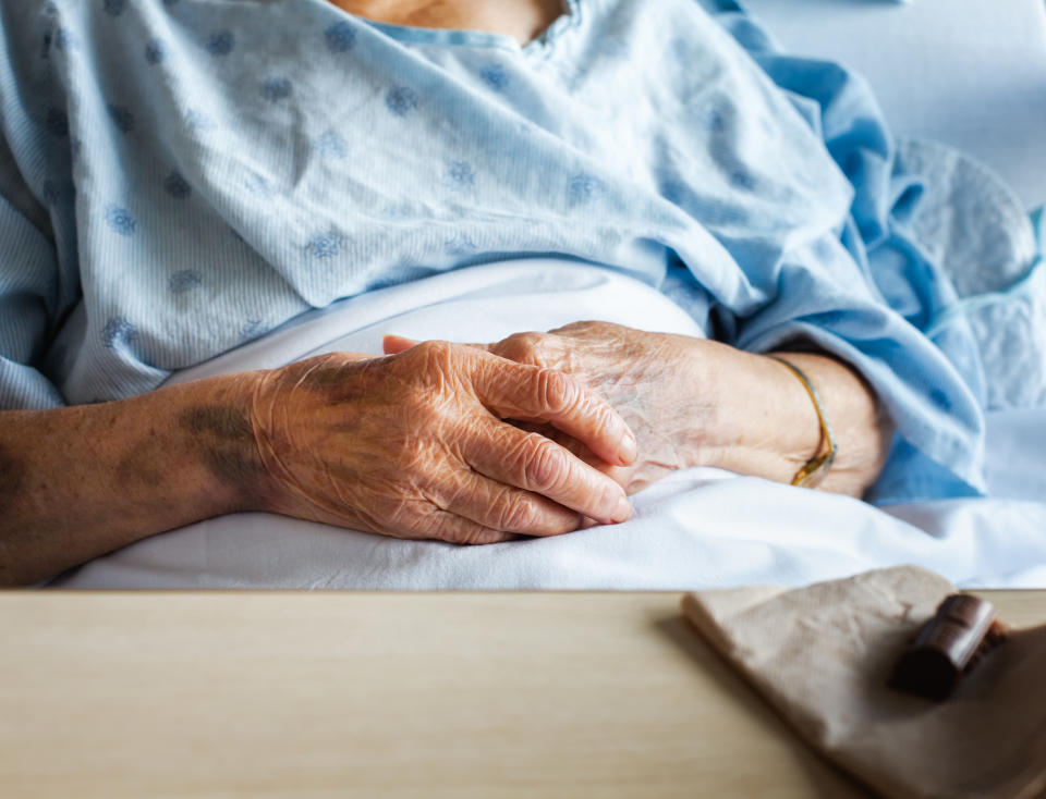 Soins palliatifs ou euthanasie ? (Getty Images)