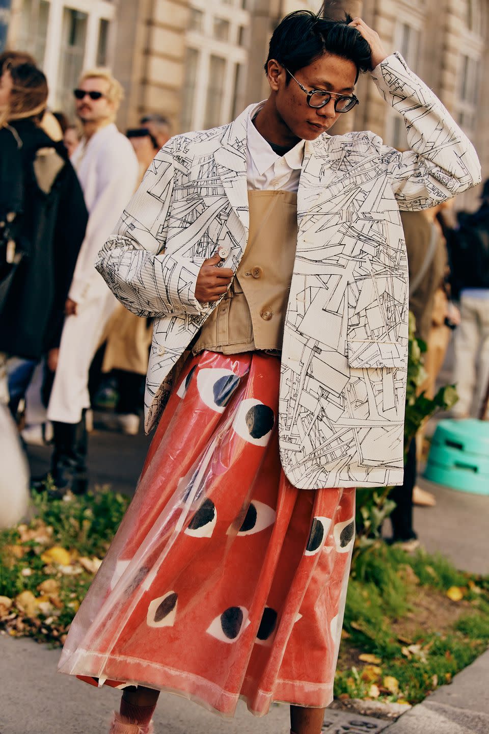 Doja, Naomi, Janet, Oh My! The Final Day of Paris Fashion Week Street Style