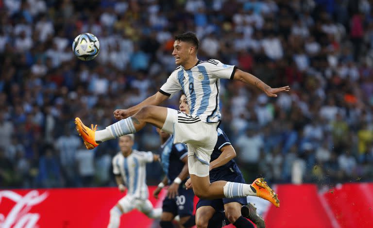 Alejo Véliz es el goleador de la selección argentina en lo que va de la Copa del Mundo, con tres tantos en igual cantidad de partidos