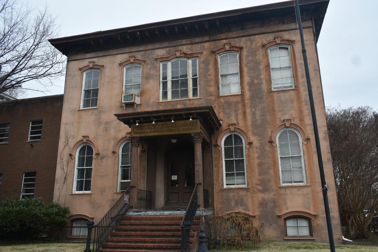 The old public library on Sycamore St.