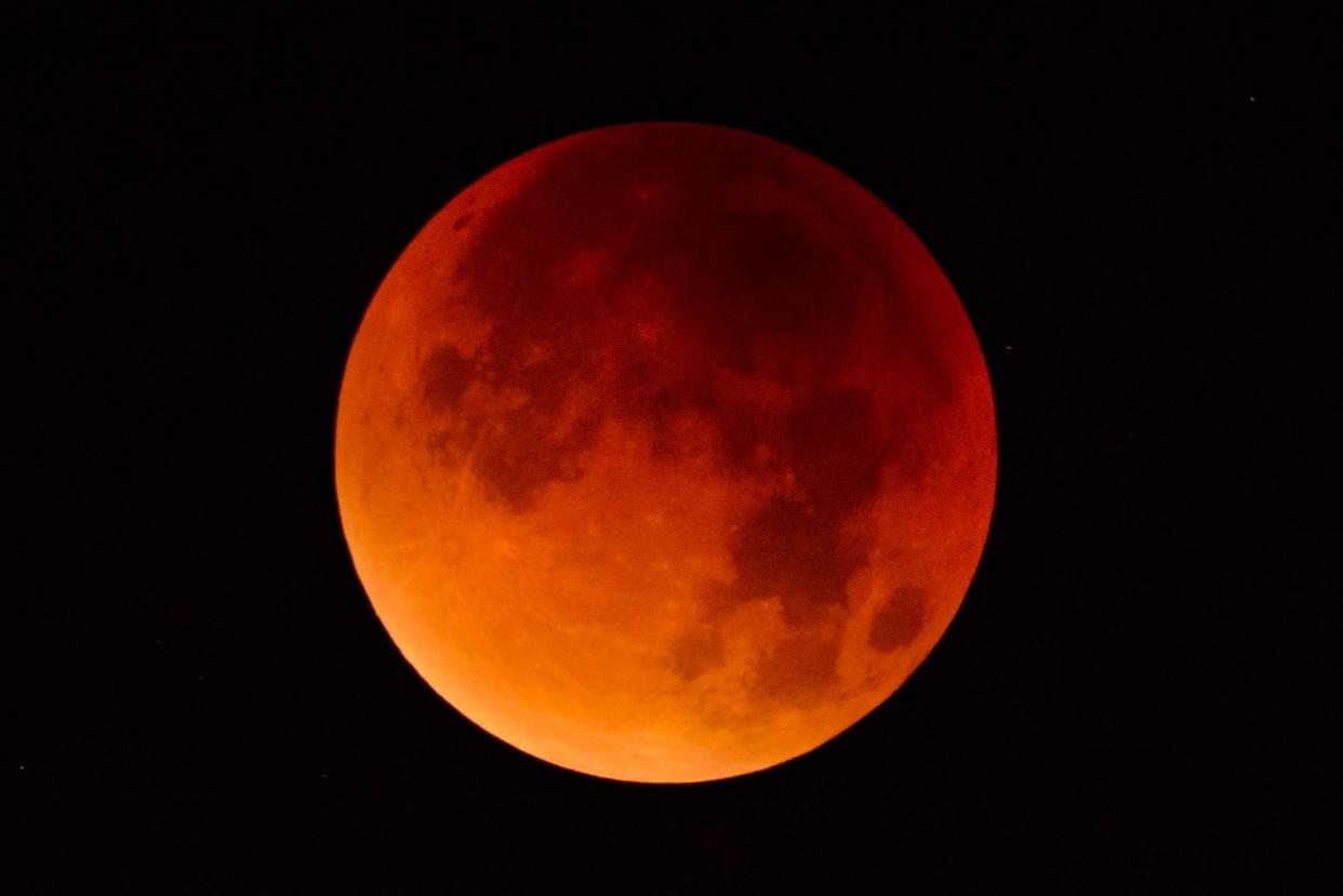 Thunderstorms could blot out tonight’s blood moon in parts of Britain, Met Office warns