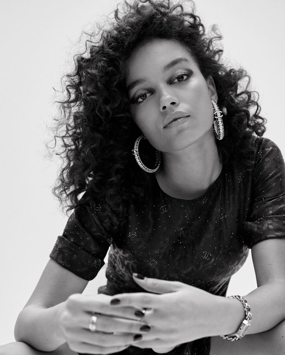 whitney peak chanel fragrance campaign