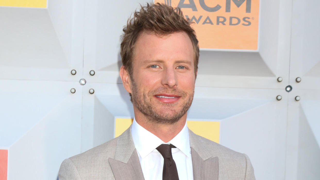 LAS VEGAS - APR 3: Dierks Bentley at the 51st Academy of Country Music Awards Arrivals at the Four Seasons Hotel on April 3, 2016 in Las Vegas, NV.