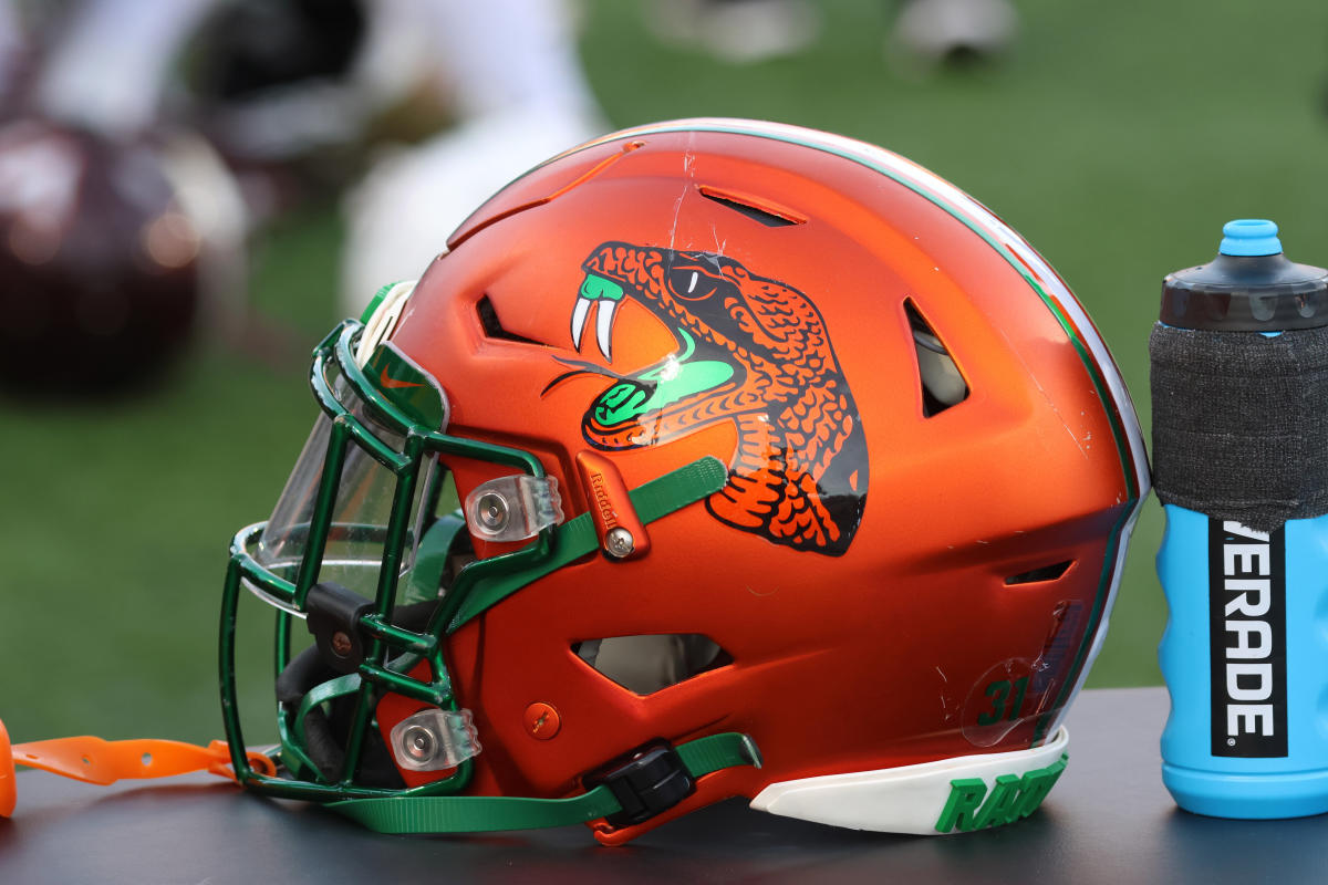 Florida A&M breaks through late tie for 12-6 victory against Southern -  Florida A&M