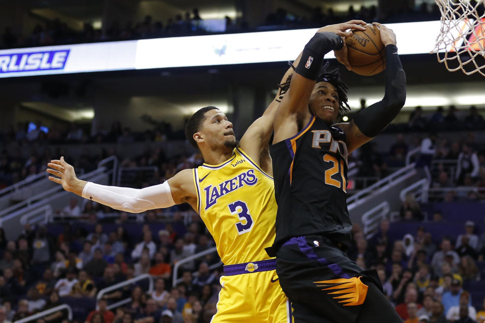 Los Angeles Lakers guard Josh Hart (3) in the second half during an NBA basketball game against the Phoenix Suns, Saturday, March 2, 2019, in Phoenix. The Suns defeated the Lakers 118-109.(AP Photo/Rick Scuteri)