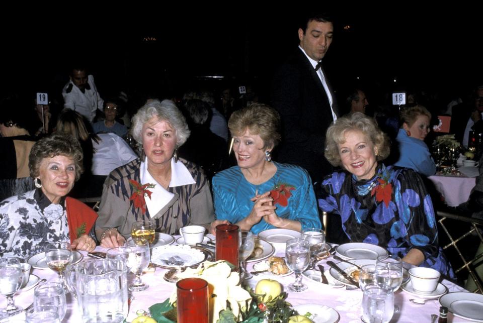 Estelle Getty, Bea Arthur, Rue McClanahan, Betty White - 1986