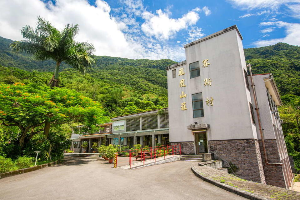 位於花蓮縣鳳林鎮的「鳳凰山莊」改建案今（1日）通過環評初審，將被改建為渡假園區。圖片來源：花東縱谷國家風景區管理處