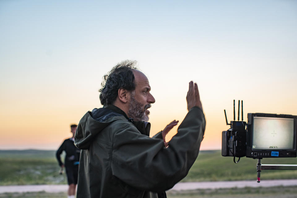 Director Luca Guadagnino on the set of BONES AND ALL, a Metro Goldwyn Mayer Pictures film.Credit: Yannis Drakoulidis / Metro Goldwyn Mayer Pictures © 2022 Metro-Goldwyn-Mayer Pictures Inc. All Rights Reserved.