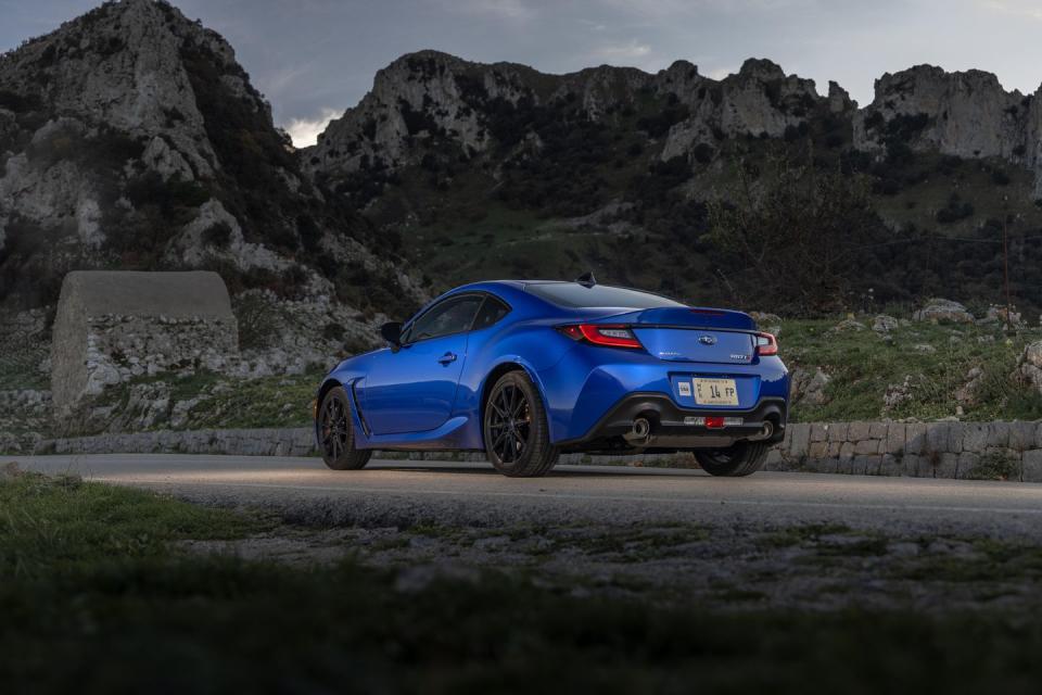 2024 subaru brz ts