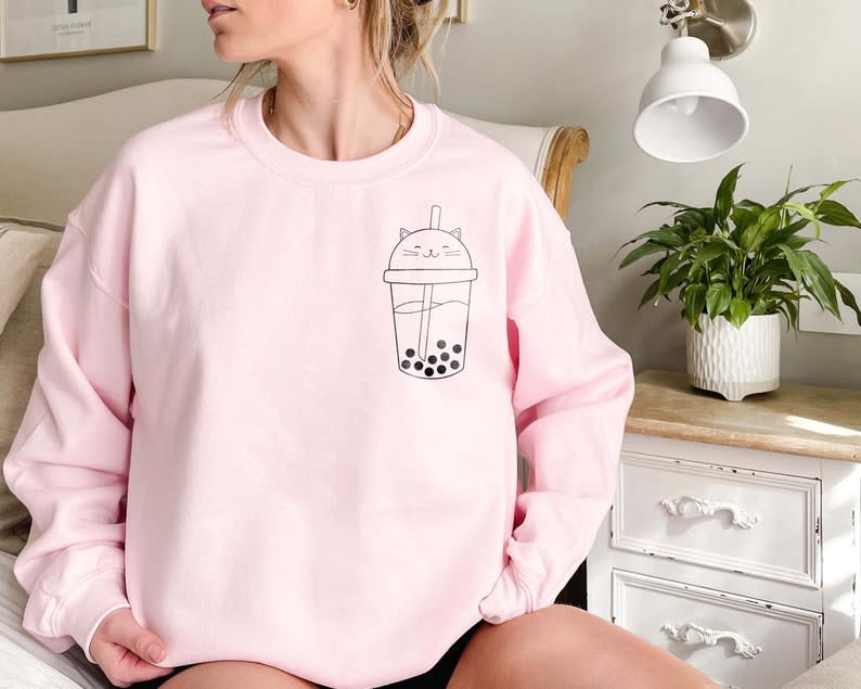 <p><a href="https://go.redirectingat.com?id=74968X1596630&url=https%3A%2F%2Fwww.etsy.com%2Flisting%2F1048540971%2Fboba-sweatshirt-cat-boba-sweatshirt&sref=https%3A%2F%2Fwww.delish.com%2Fholiday-recipes%2Fg4480%2Fgifts-for-tea-lovers%2F" rel="nofollow noopener" target="_blank" data-ylk="slk:Shop Now;elm:context_link;itc:0;sec:content-canvas" class="link ">Shop Now</a></p><p>Boba Sweatshirt</p><p>Etsy</p><p>$33.86</p><span class="copyright">Etsy</span>