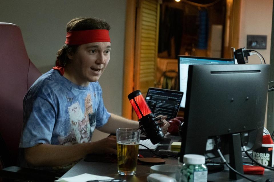 Paul Dano in Dumb Money (© 2023 CTMG, Inc. All Rights Reserved)