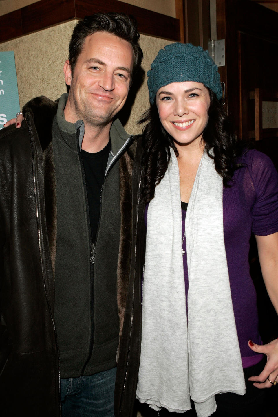 Closeup of Matthew Perry and Lauren Graham