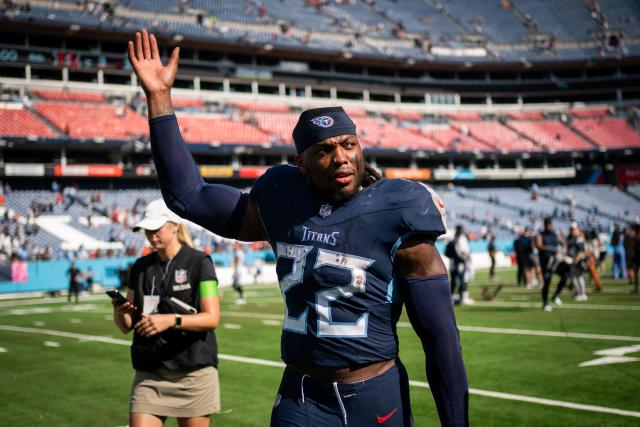 Derrick Henry helps power Tennessee Titans to upset of Baltimore