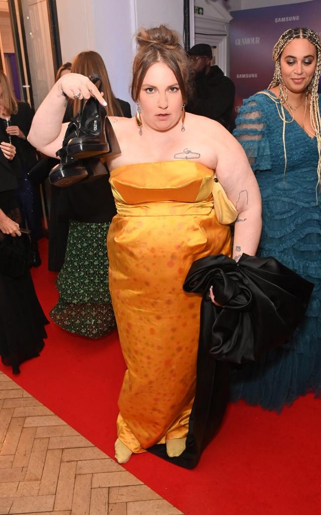 Lena Dunham Sports Socks and Ditches Her Heels at Glamour Women of the Year  Awards